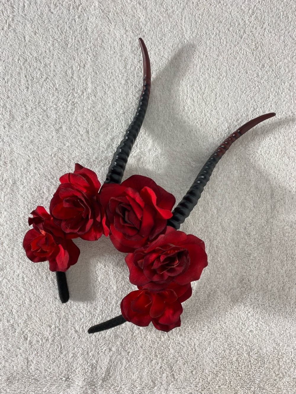 Gothic Style Horn Headband Adorned With Red Artificial Roses Halloween Costume